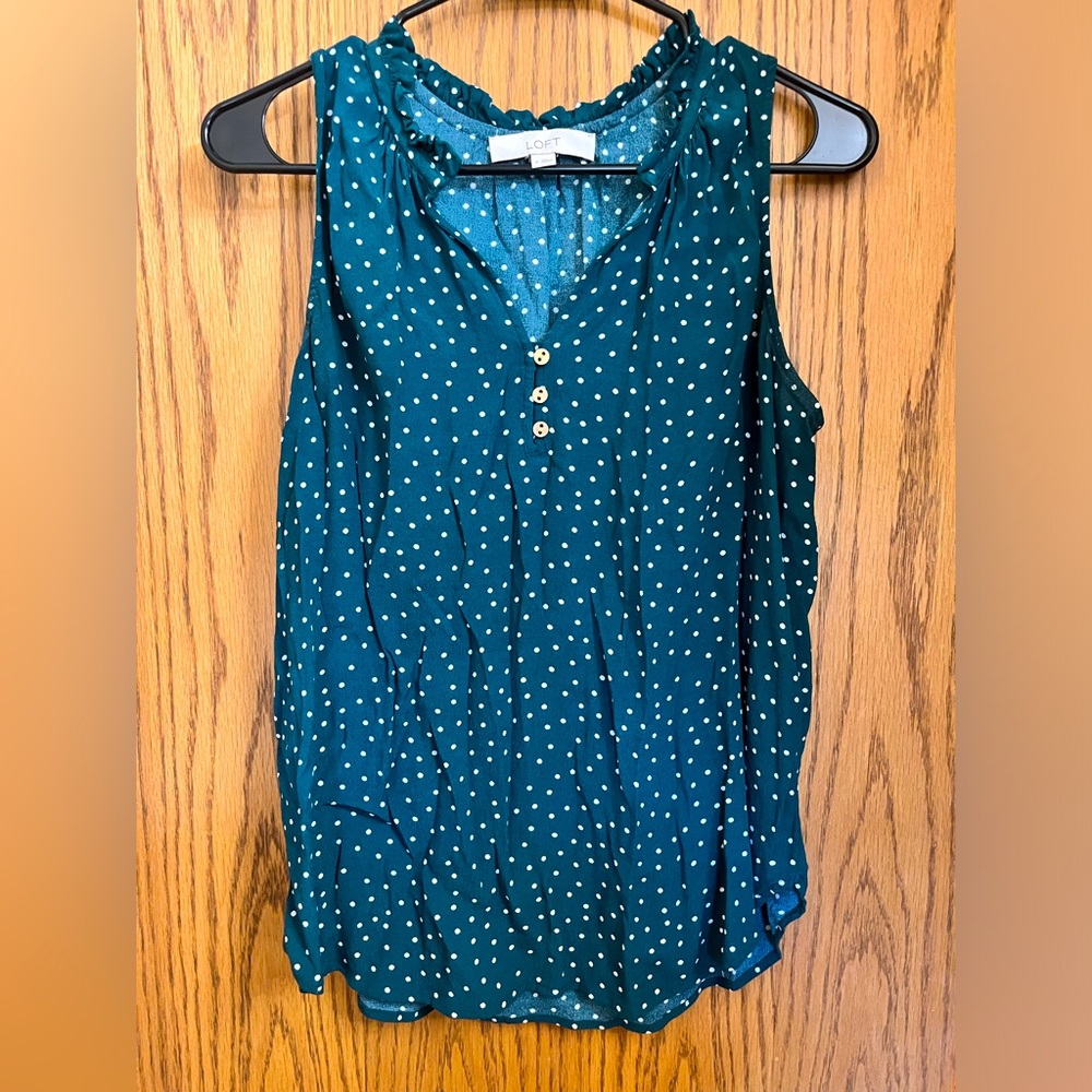Loft green with white polka dots sleeveless blouse